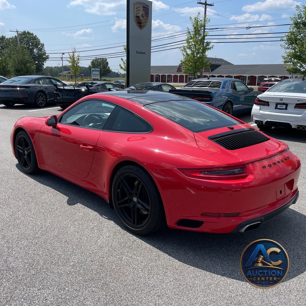 2019 Porsche 911 Carrera