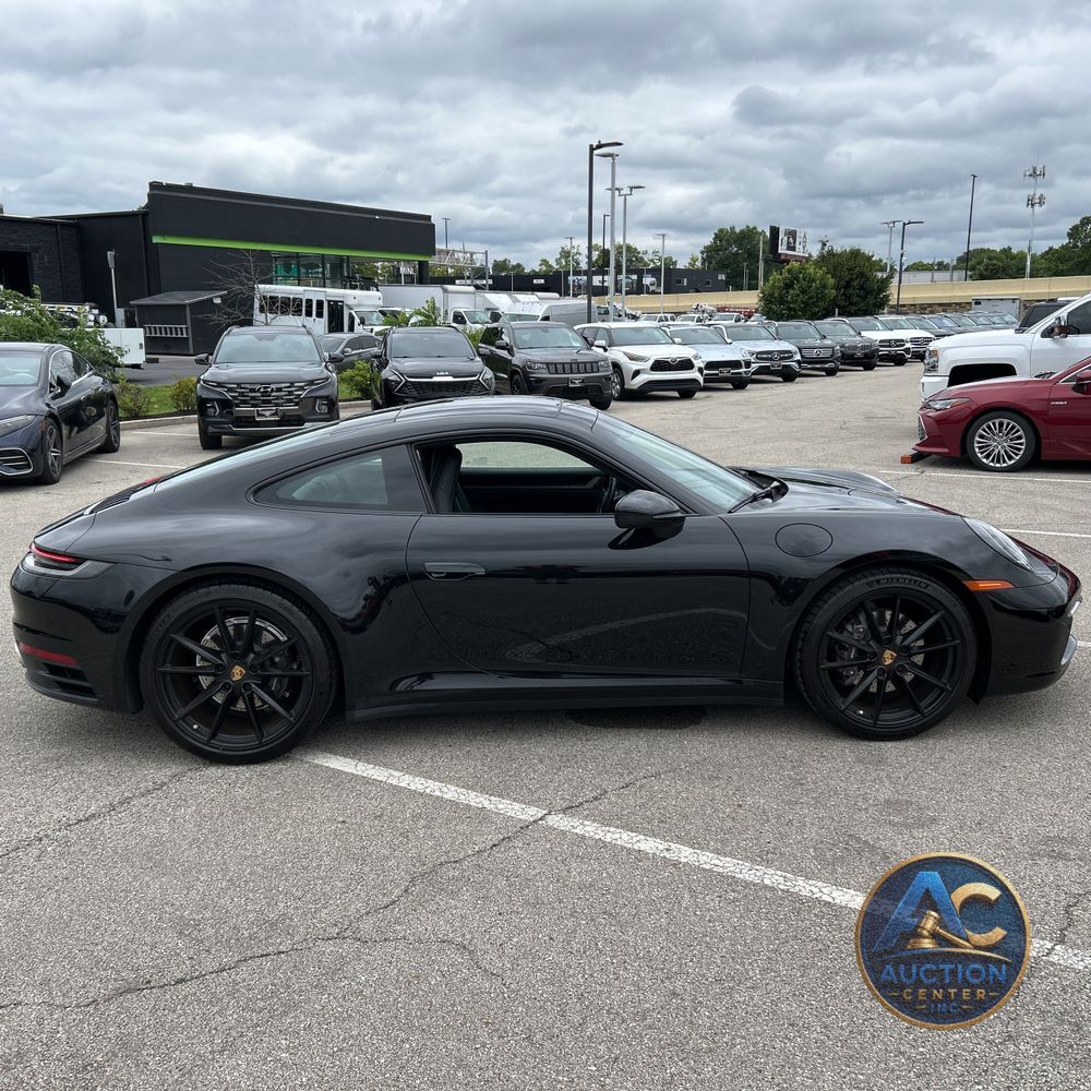 2020 Porsche 911 Carrera 4