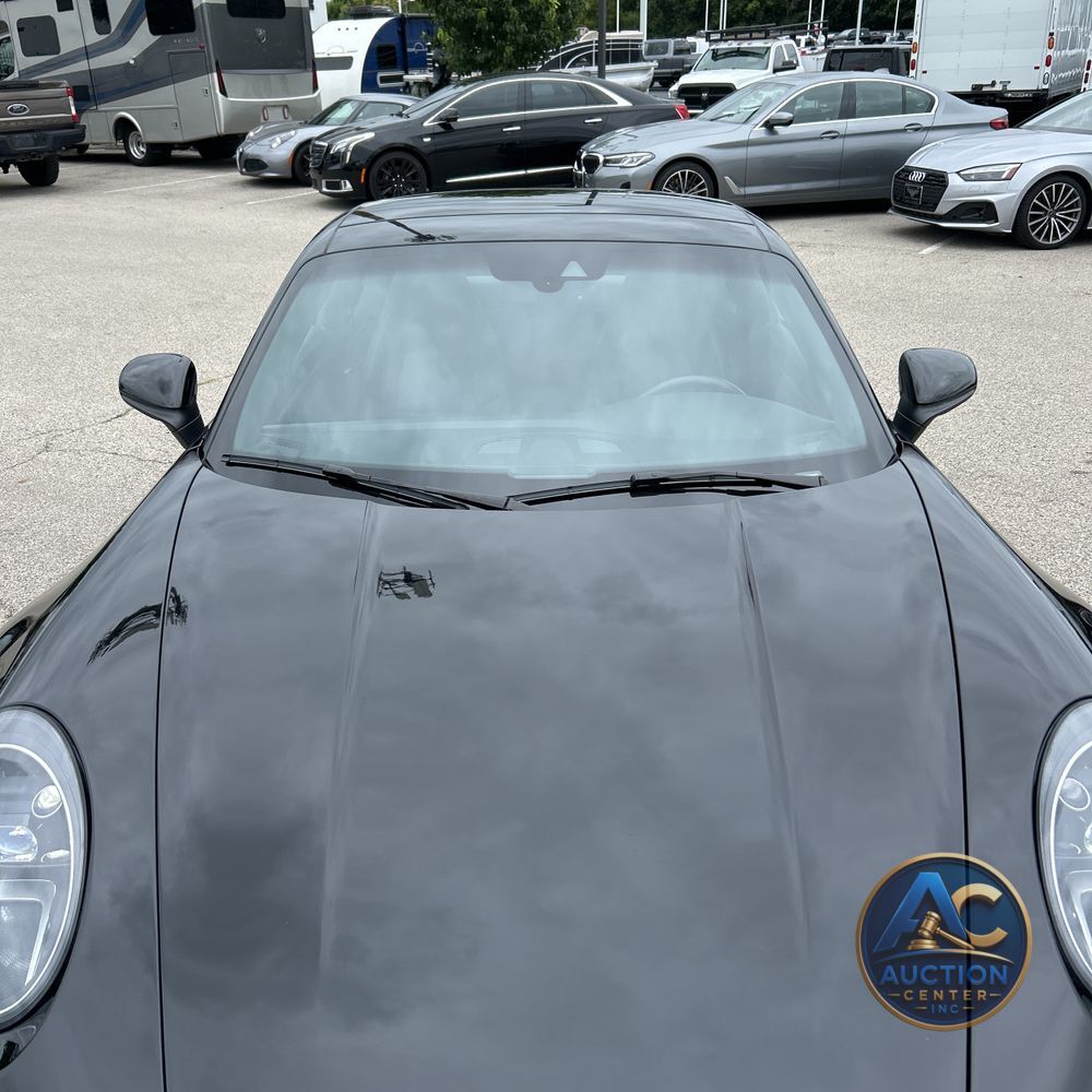 2020 Porsche 911 Carrera 4