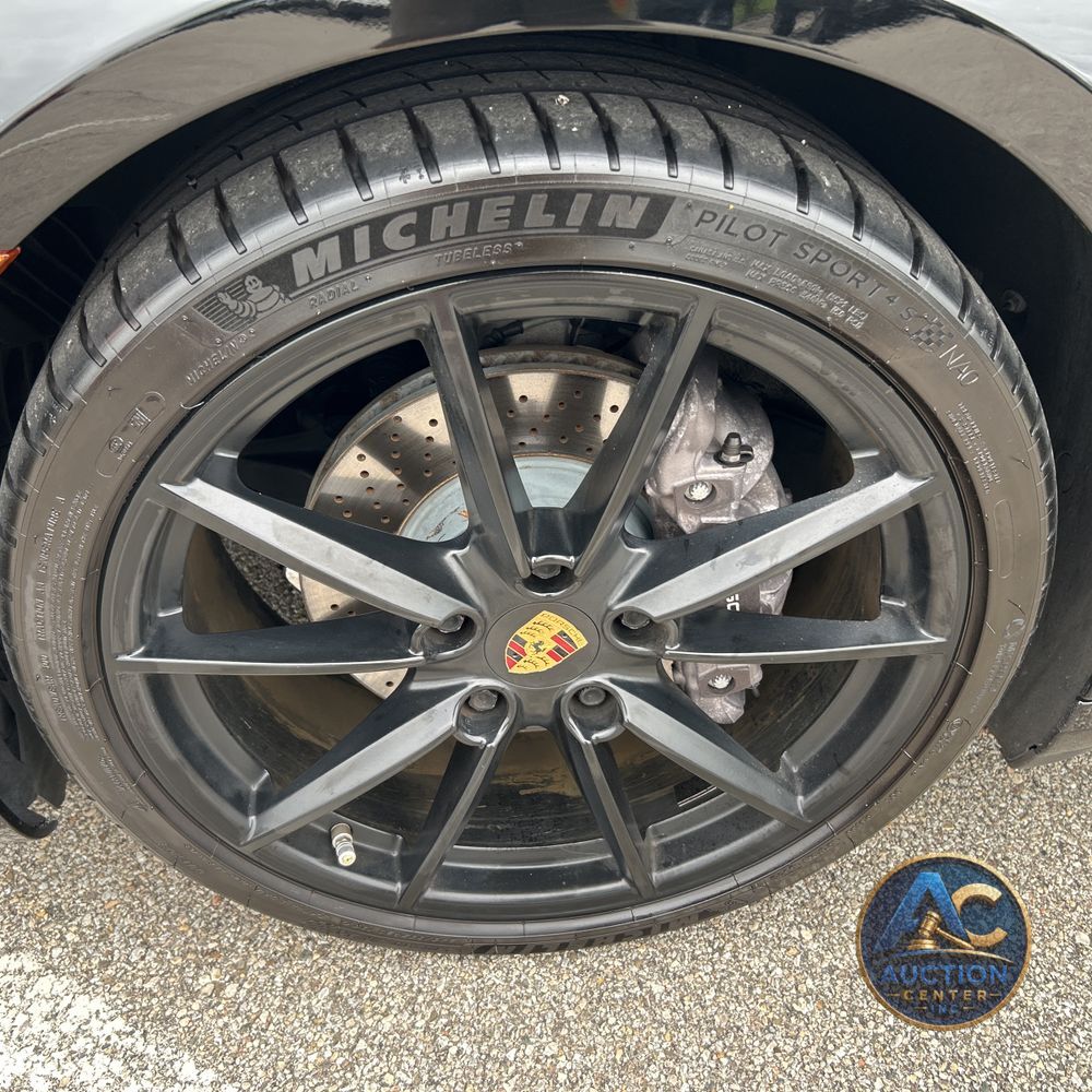 2020 Porsche 911 Carrera 4