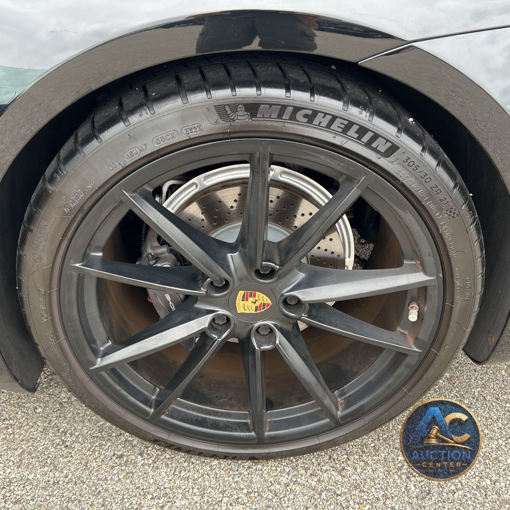 2020 Porsche 911 Carrera 4