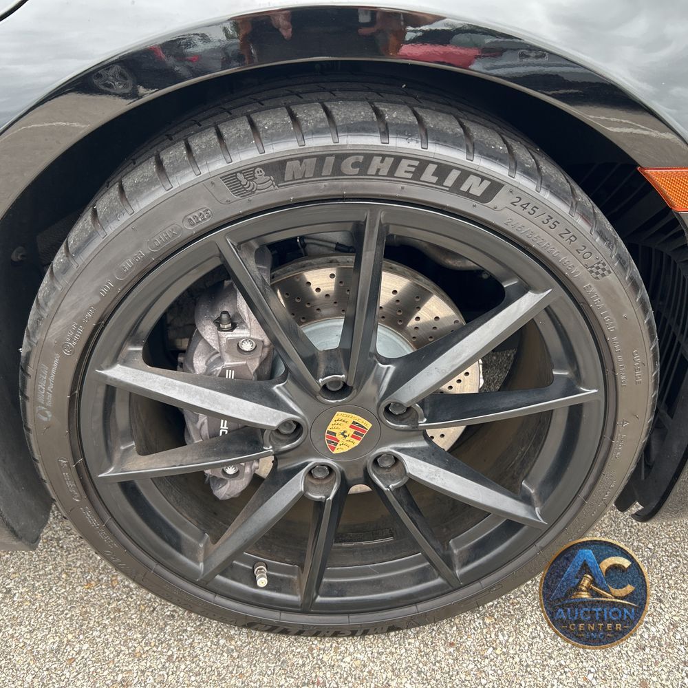 2020 Porsche 911 Carrera 4