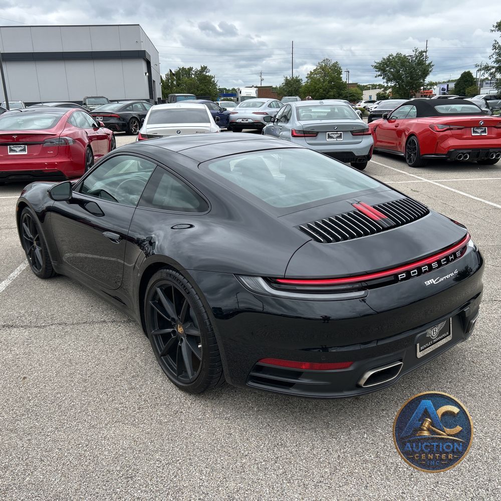 2020 Porsche 911 Carrera 4