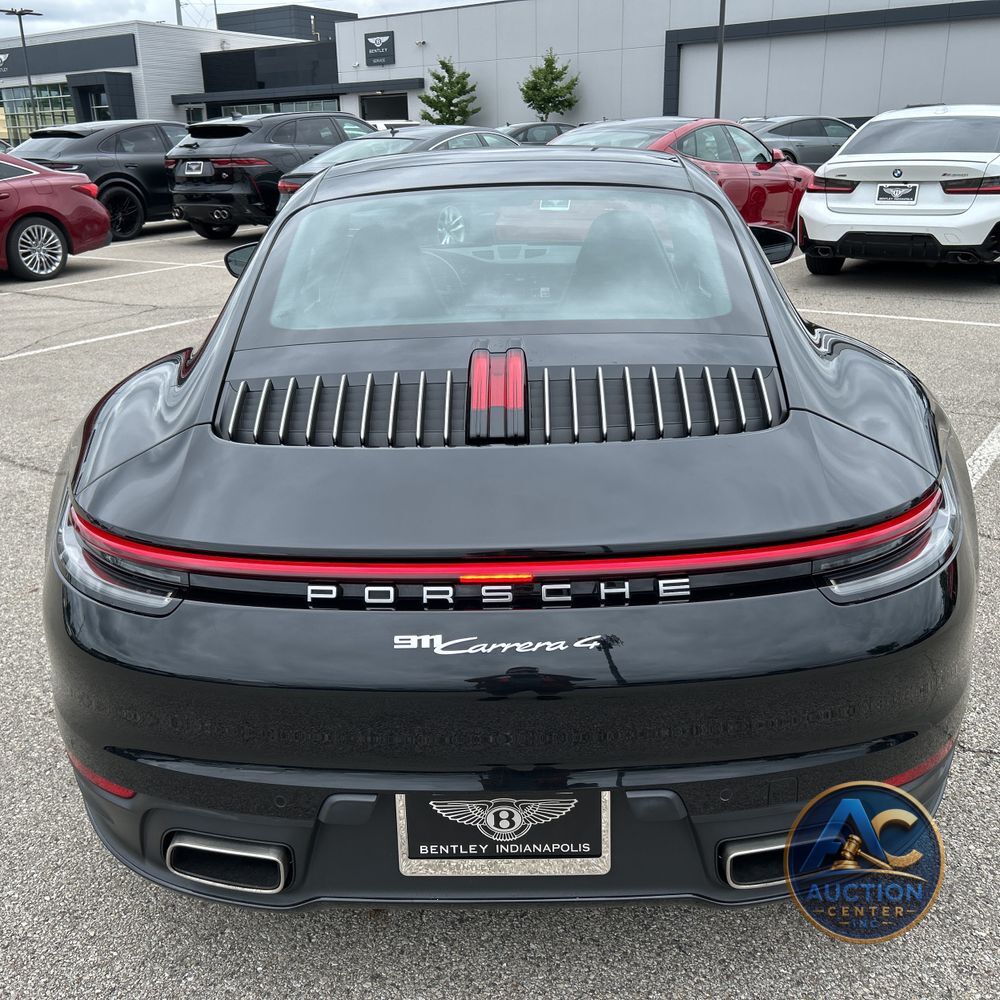 2020 Porsche 911 Carrera 4