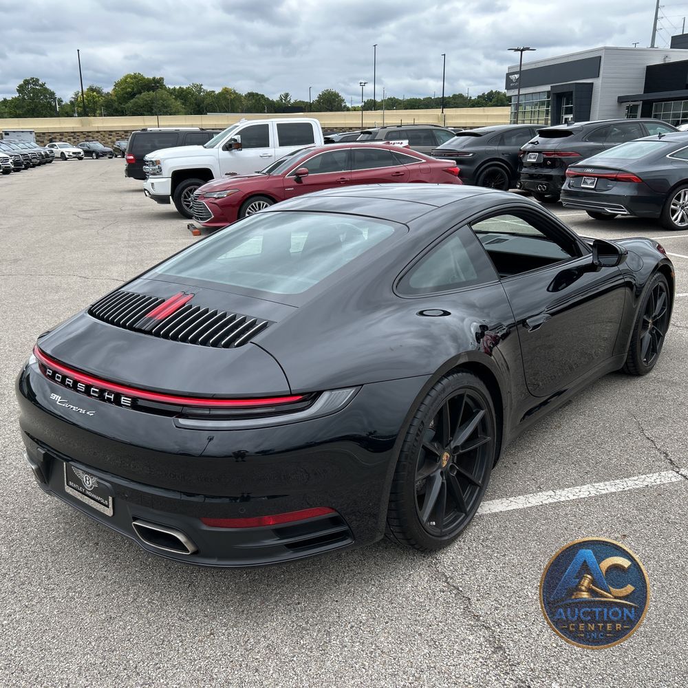 2020 Porsche 911 Carrera 4