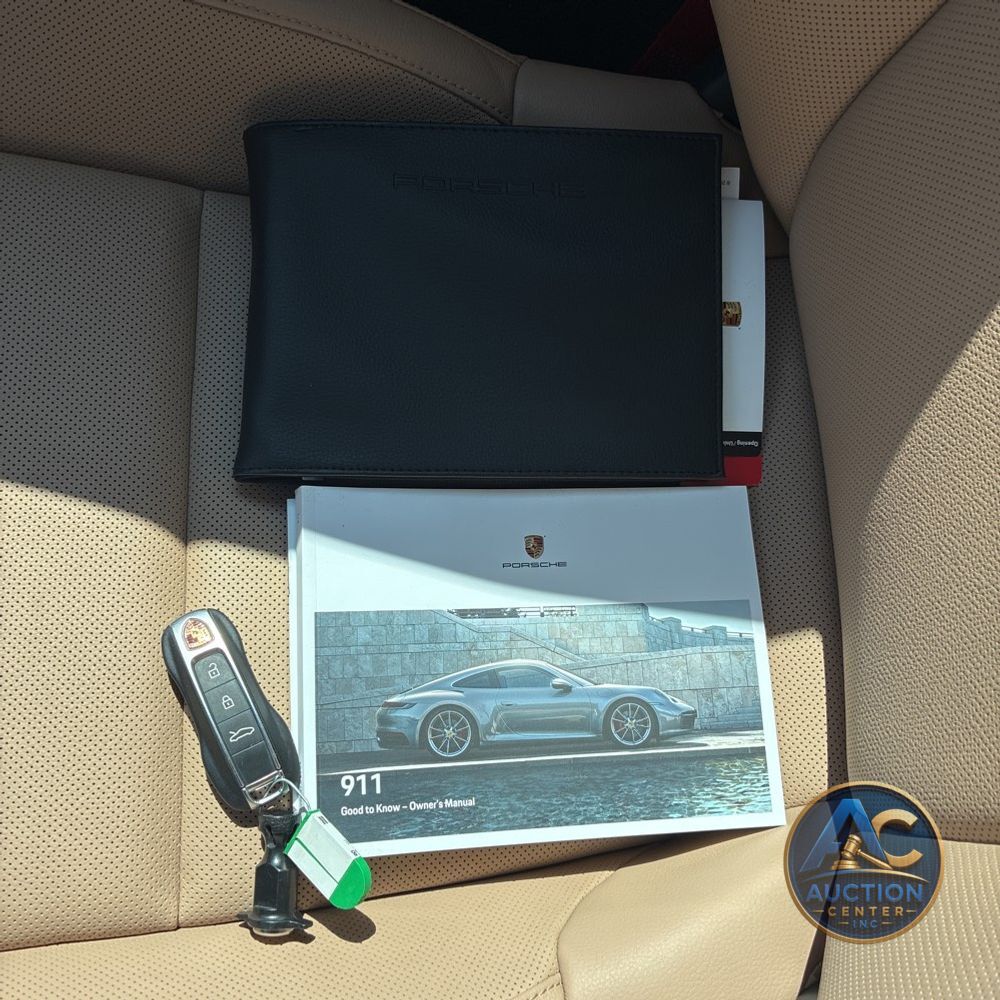 2024 Porsche 911 Carrera