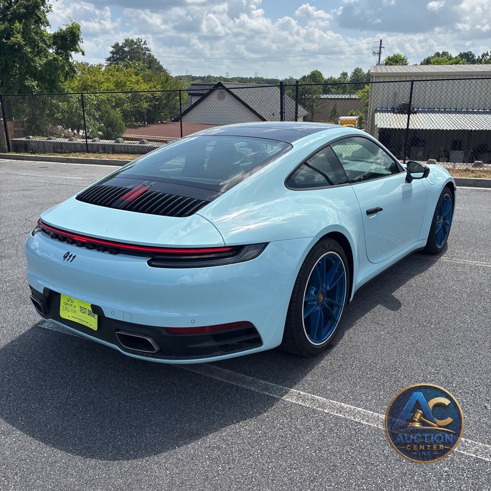 2024 Porsche 911 Carrera
