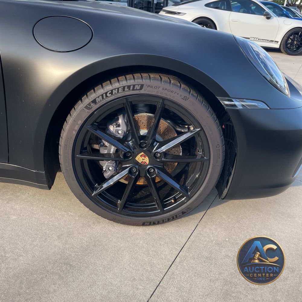 2024 Porsche 911 Carrera