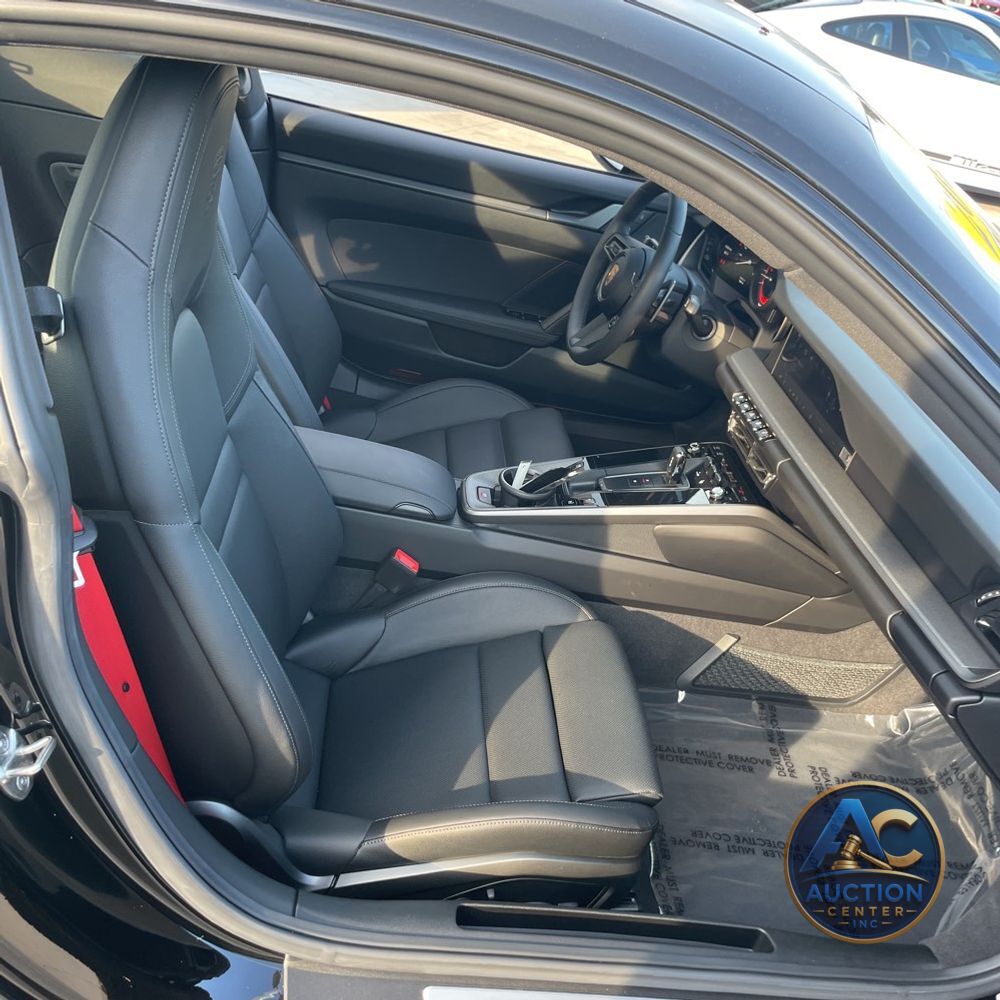 2024 Porsche 911 Carrera