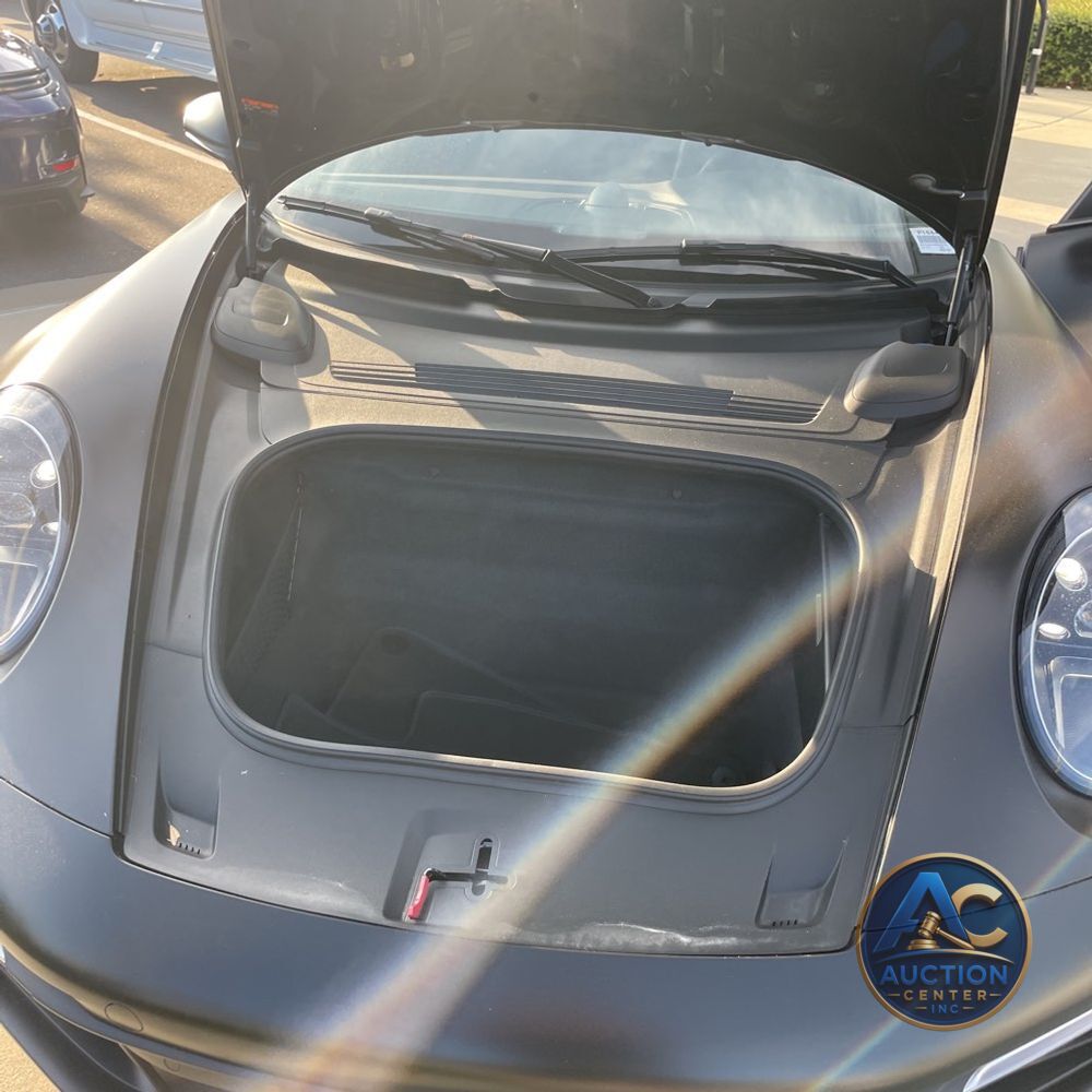 2024 Porsche 911 Carrera