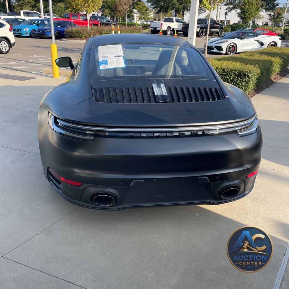 2024 Porsche 911 Carrera