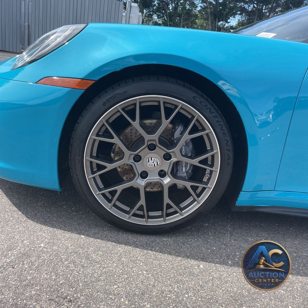 2021 Porsche 911 Carrera