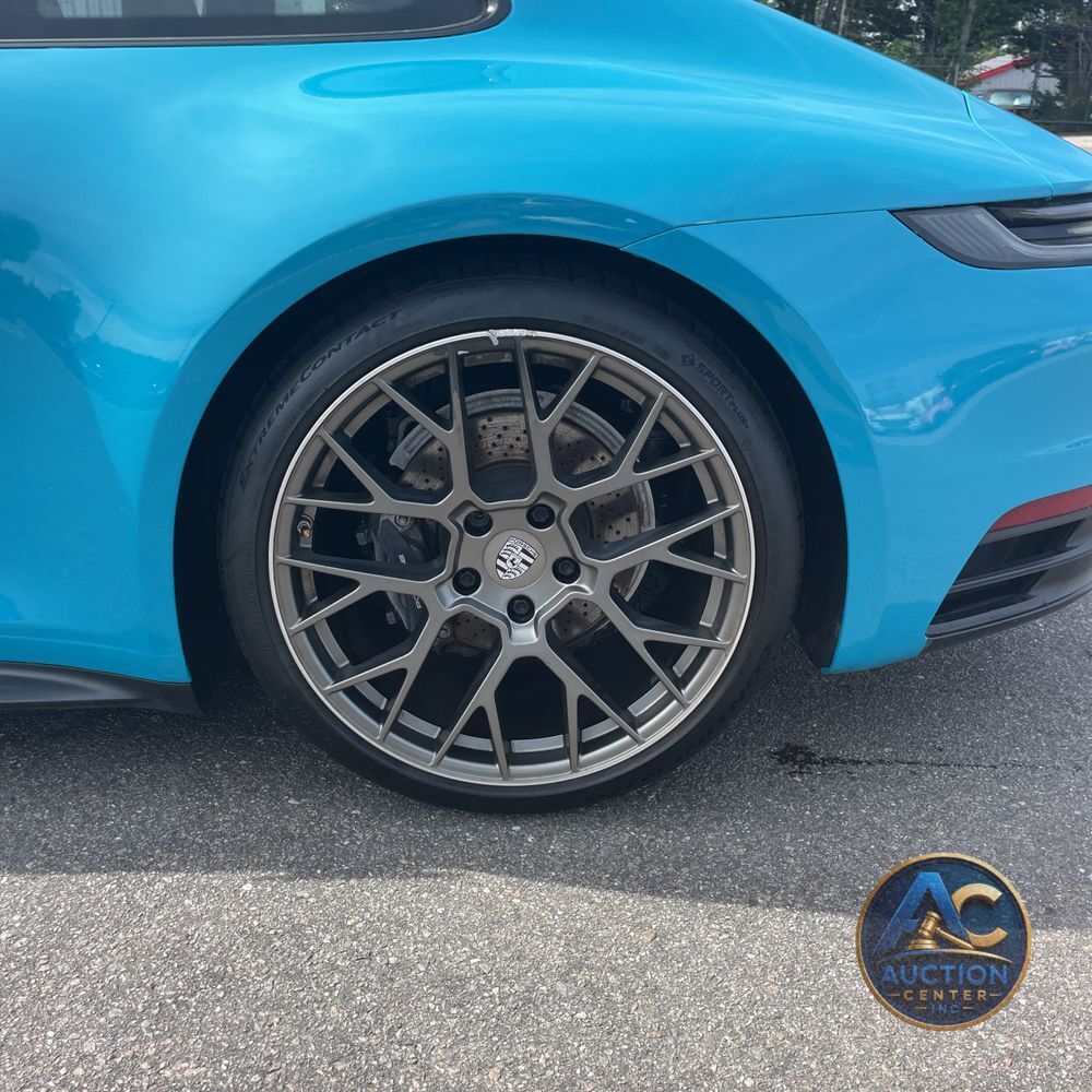 2021 Porsche 911 Carrera