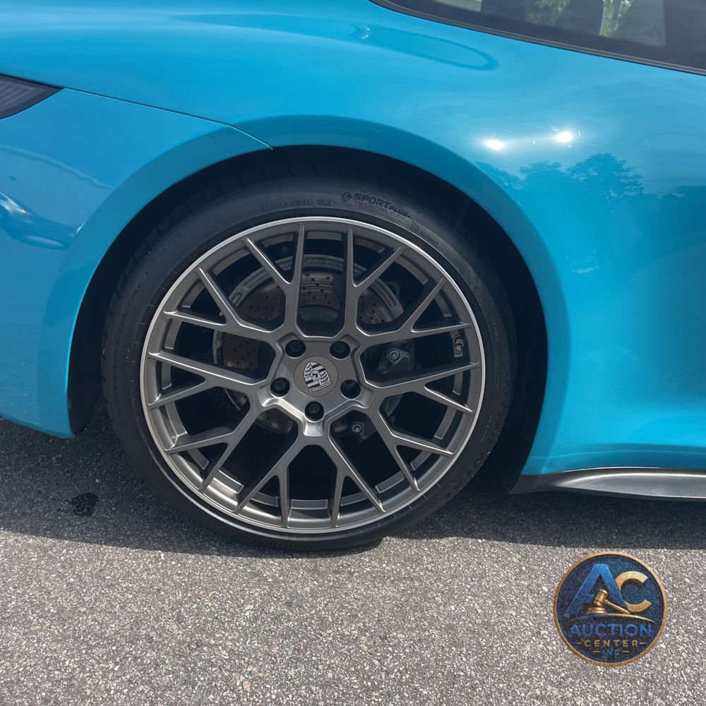 2021 Porsche 911 Carrera