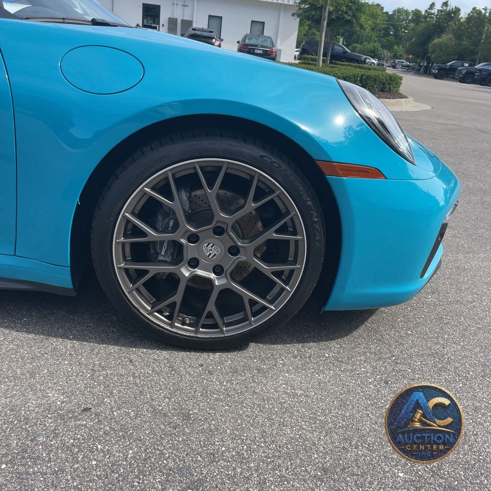 2021 Porsche 911 Carrera