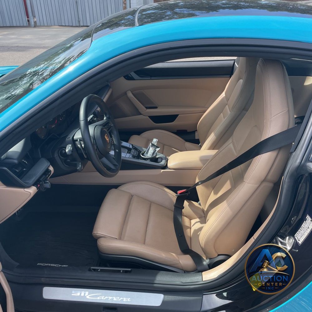 2021 Porsche 911 Carrera