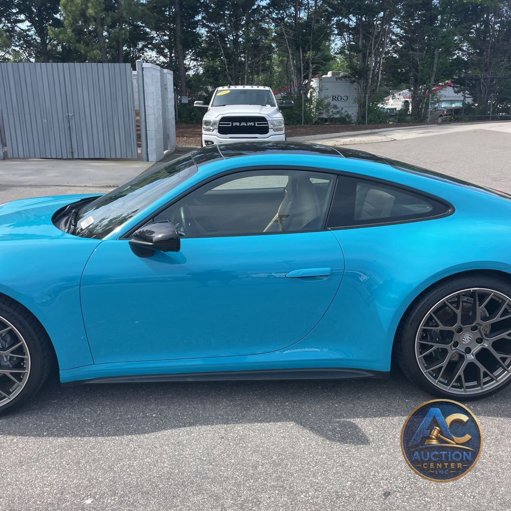2021 Porsche 911 Carrera