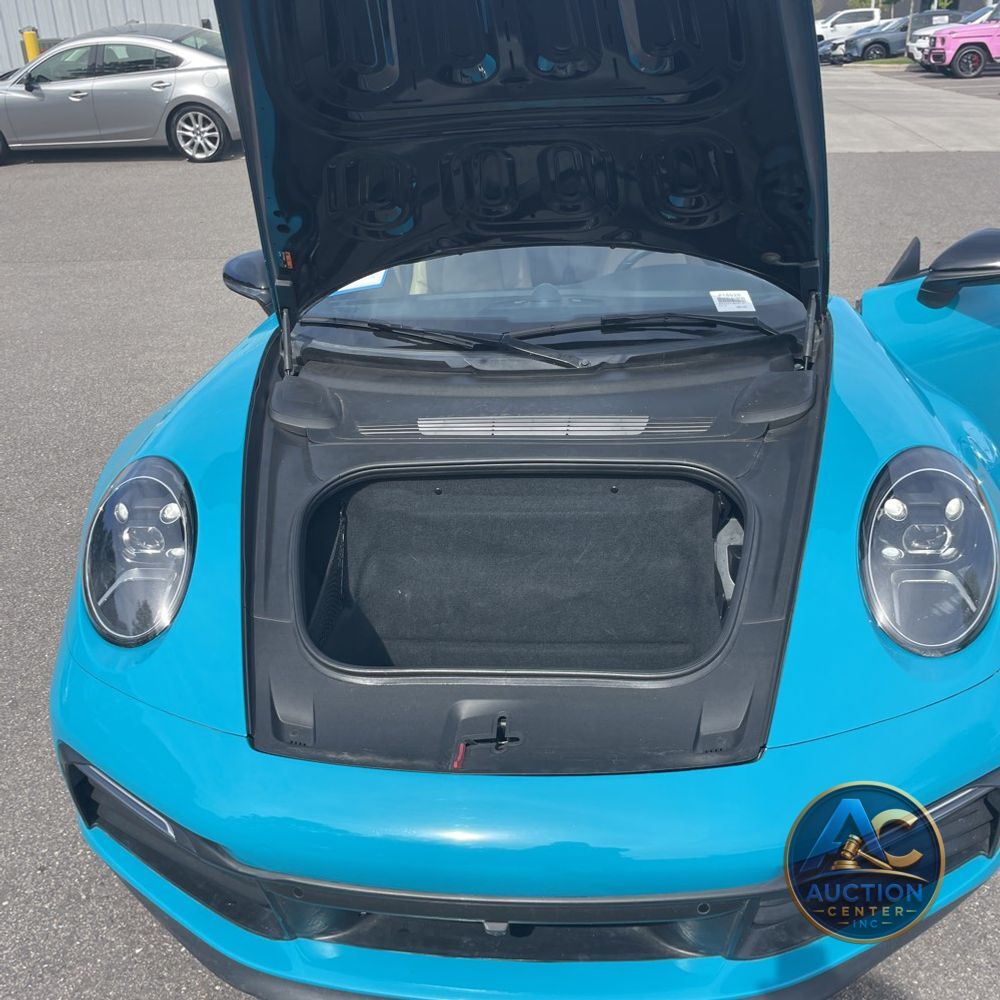 2021 Porsche 911 Carrera