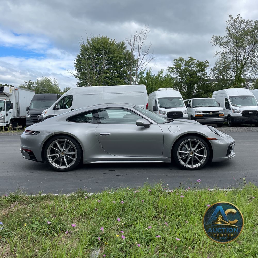 2021 Porsche 911 Carrera