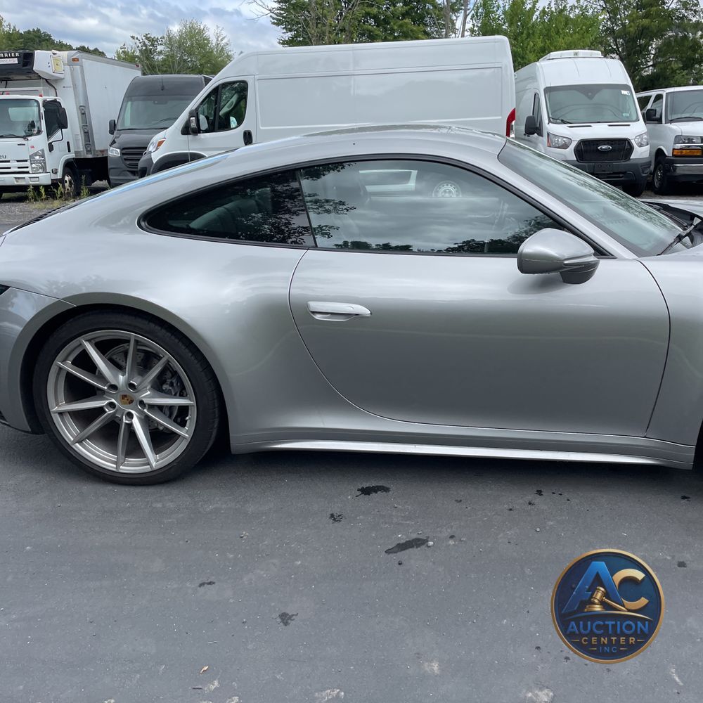 2021 Porsche 911 Carrera