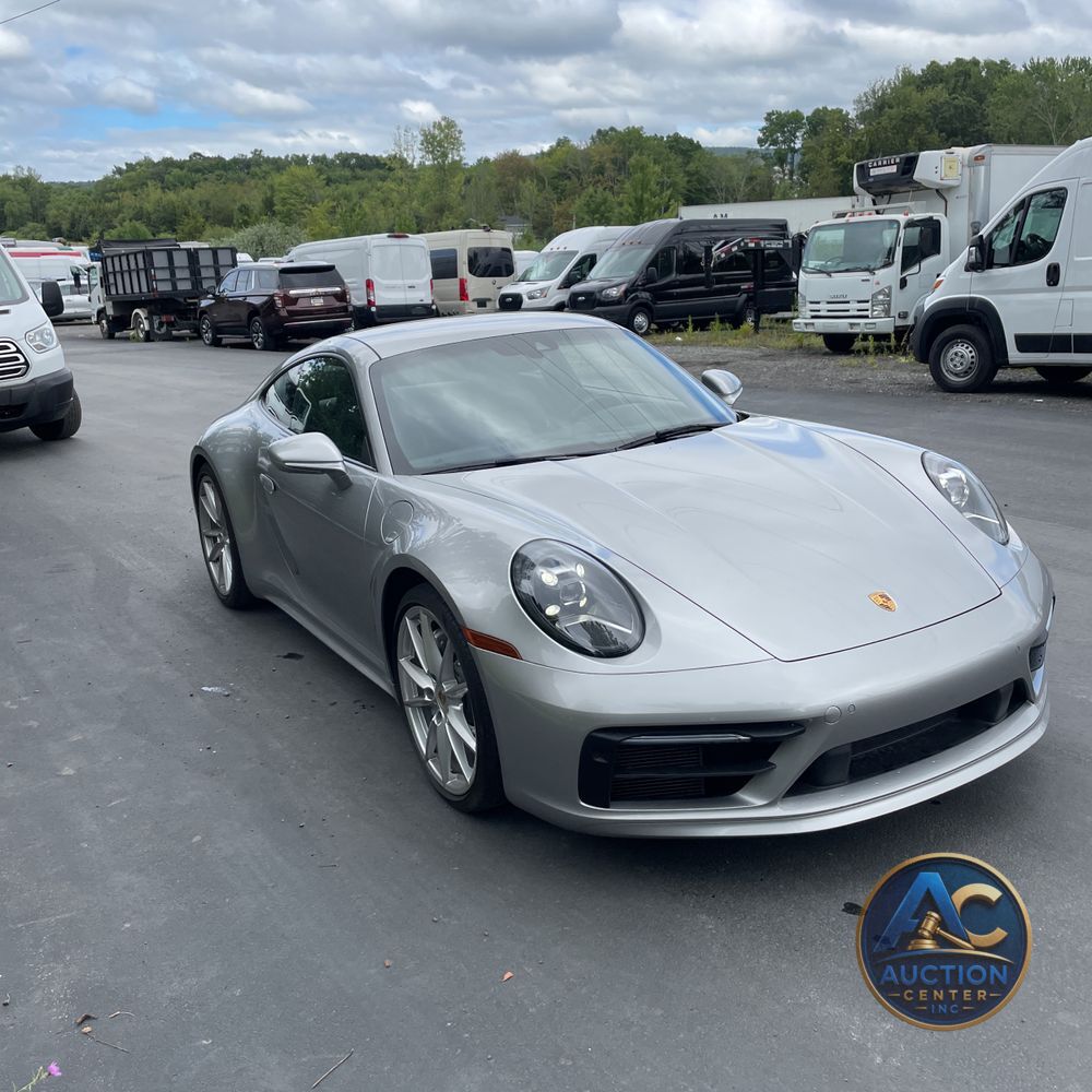 2021 Porsche 911 Carrera