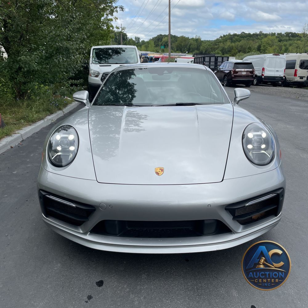 2021 Porsche 911 Carrera