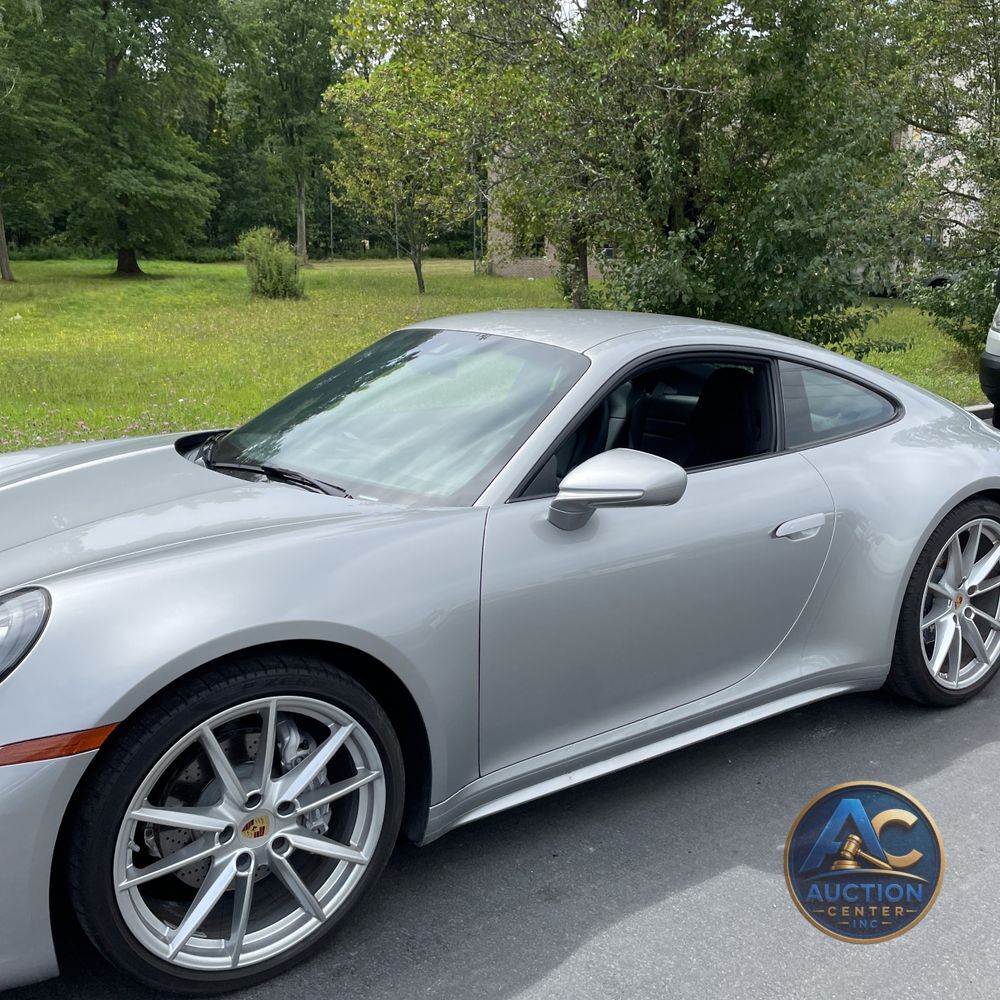 2021 Porsche 911 Carrera