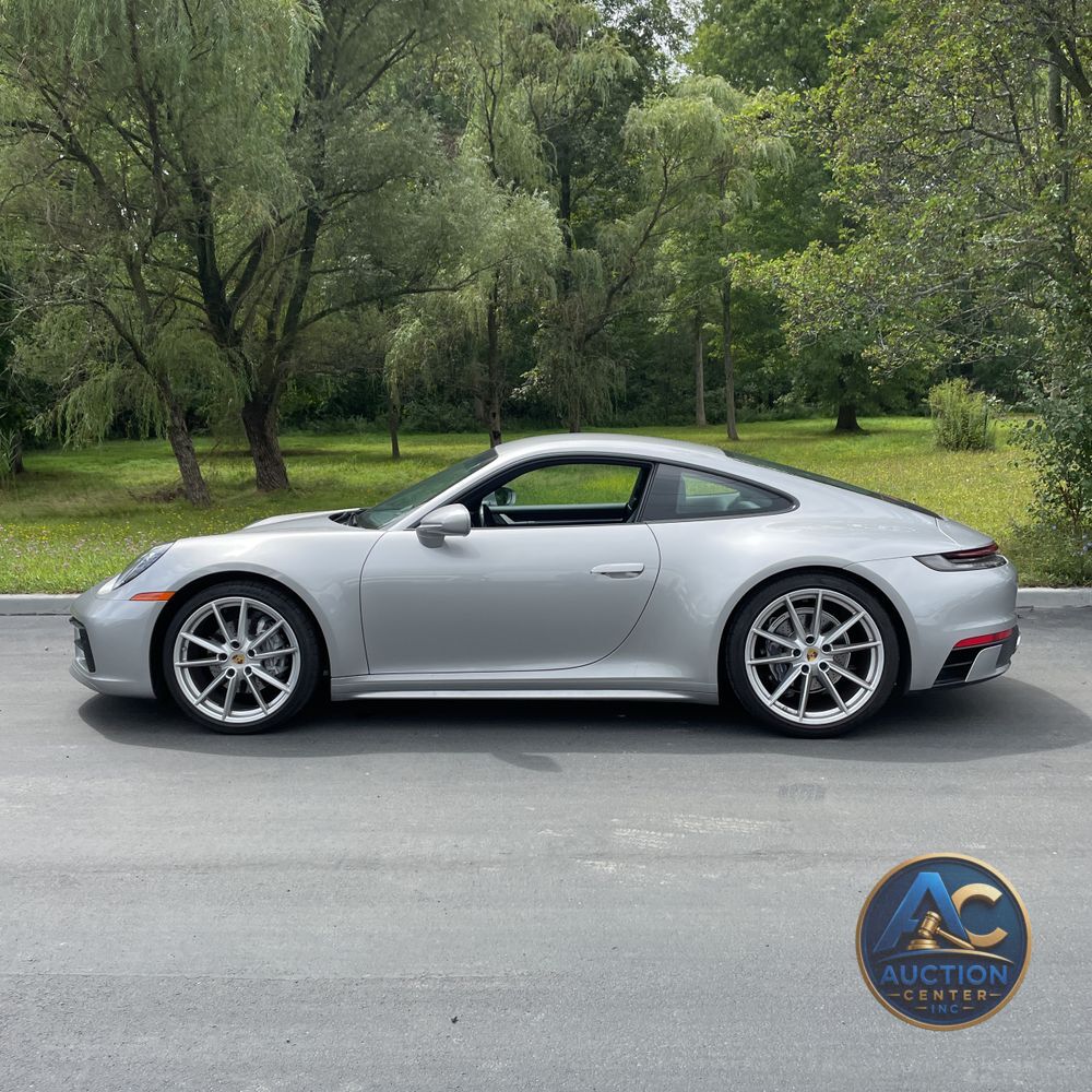 2021 Porsche 911 Carrera