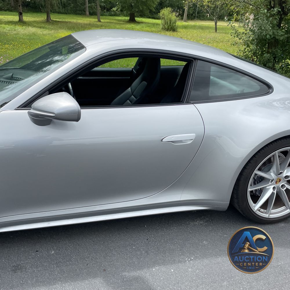 2021 Porsche 911 Carrera