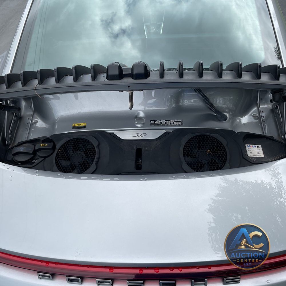 2021 Porsche 911 Carrera