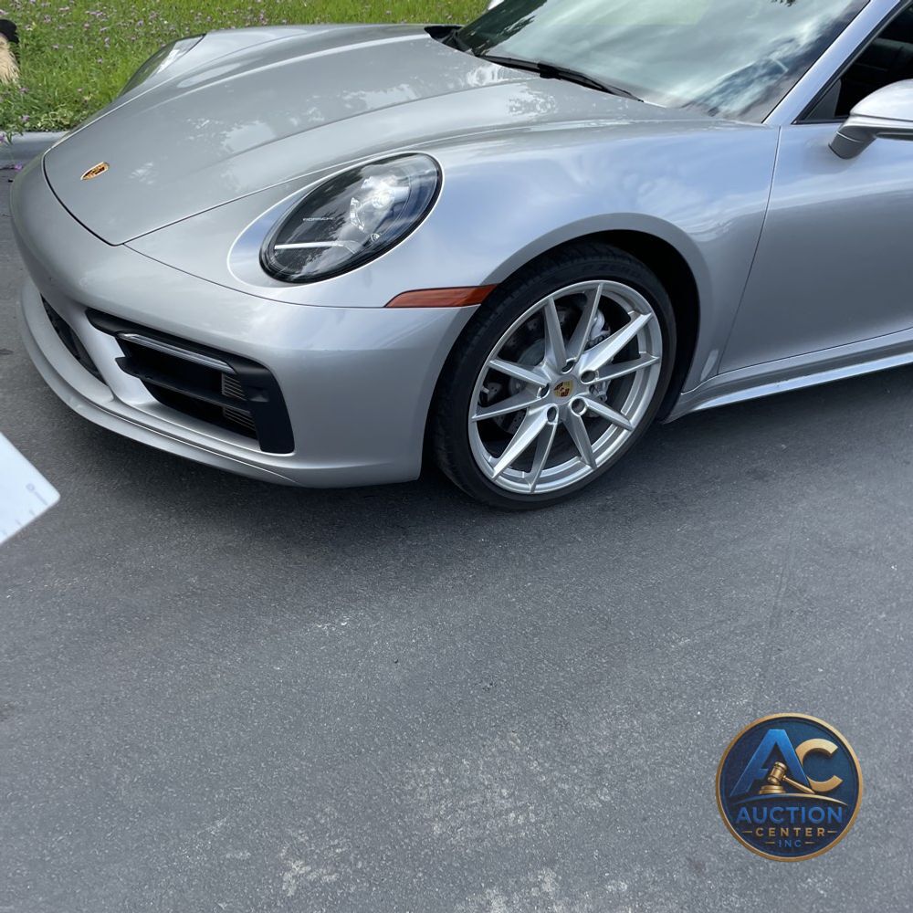 2021 Porsche 911 Carrera