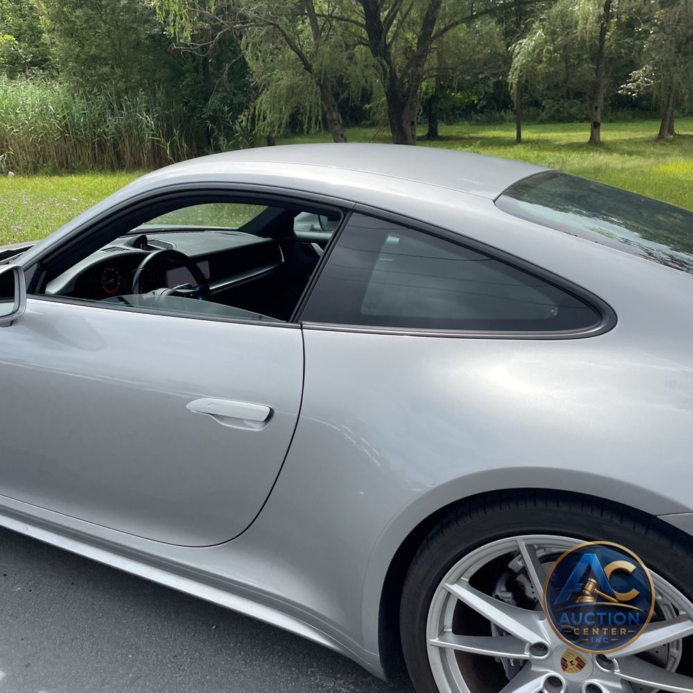 2021 Porsche 911 Carrera