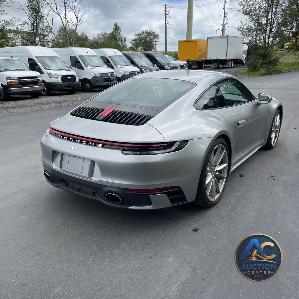 2021 Porsche 911 Carrera