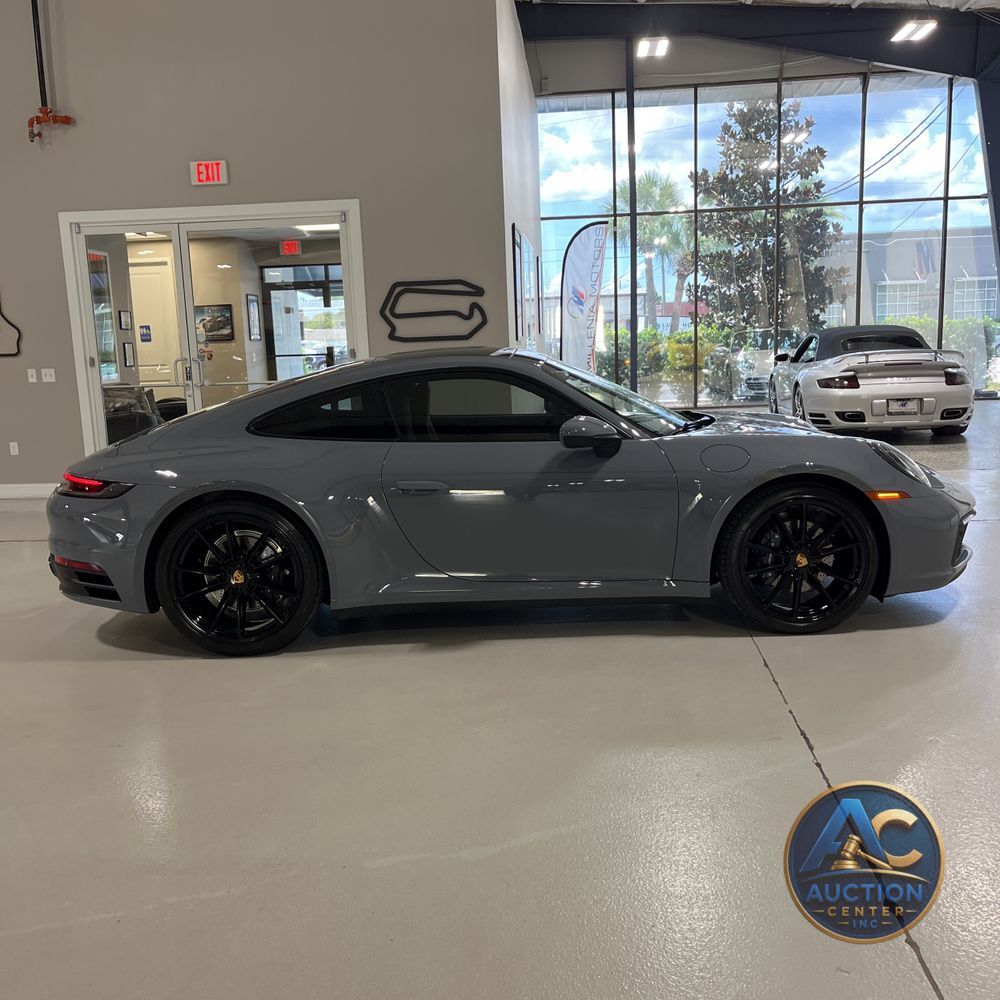 2023 Porsche 911 Carrera