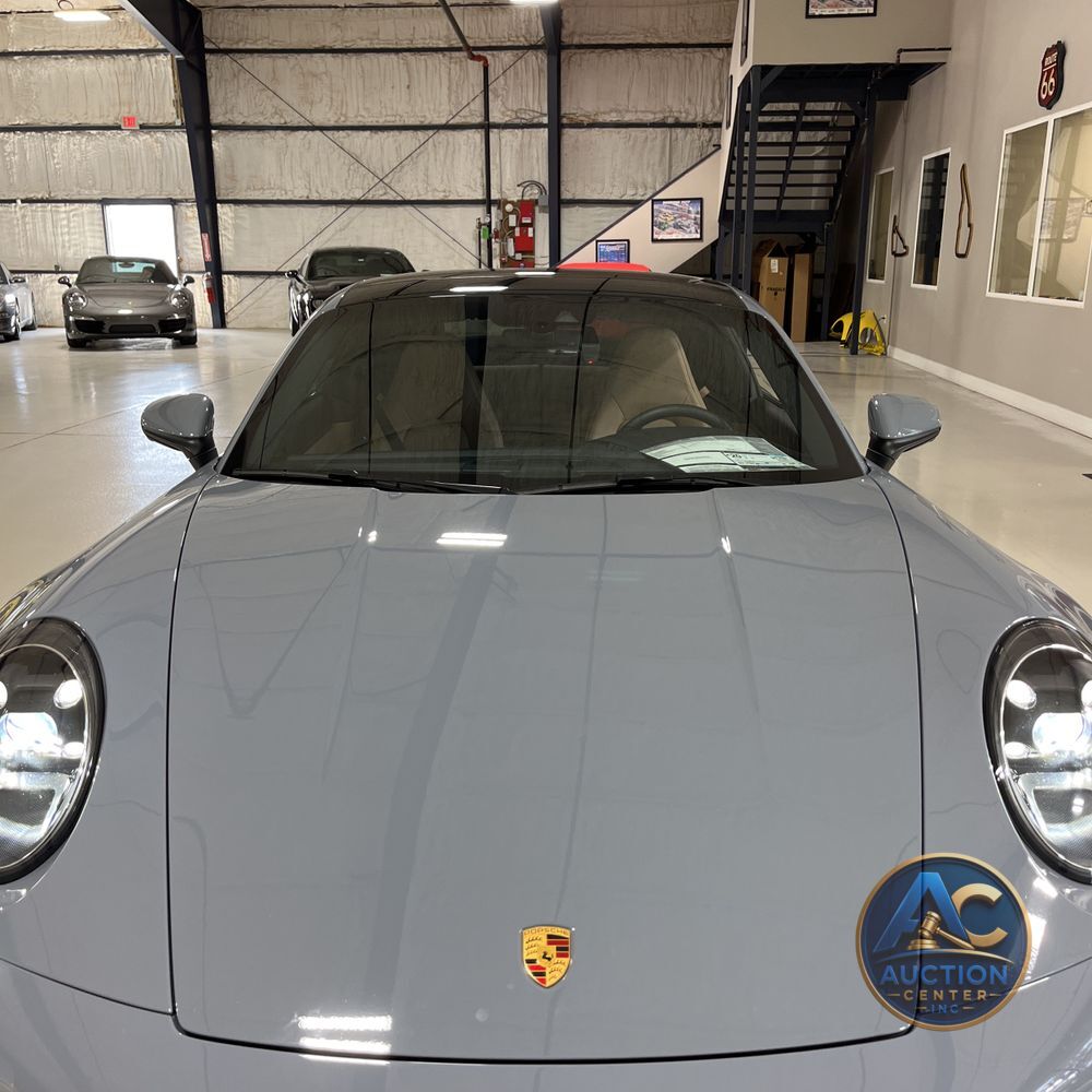 2023 Porsche 911 Carrera