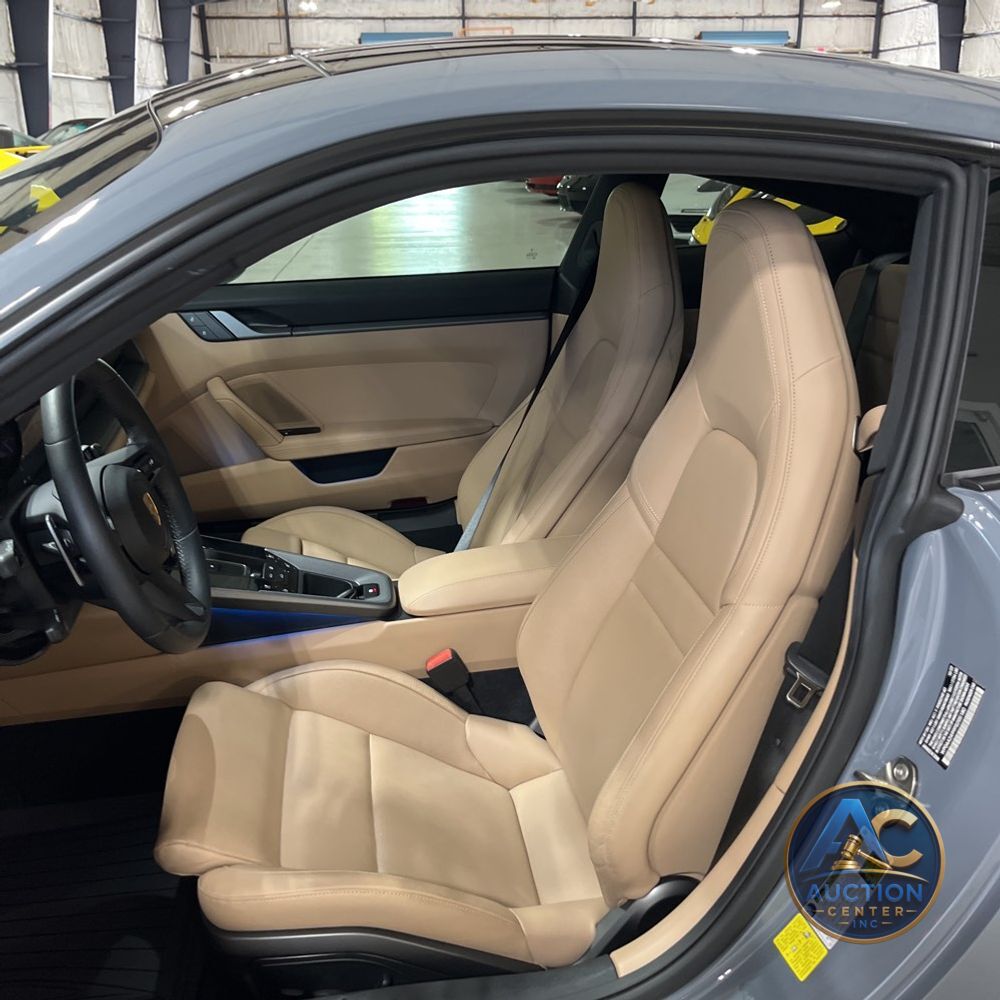 2023 Porsche 911 Carrera
