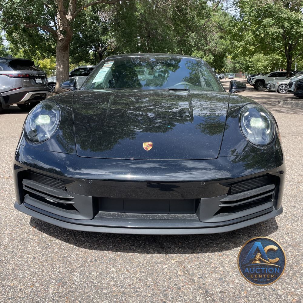 2025 Porsche 911 Carrera