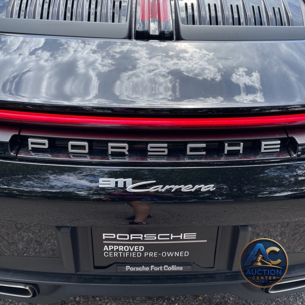 2025 Porsche 911 Carrera