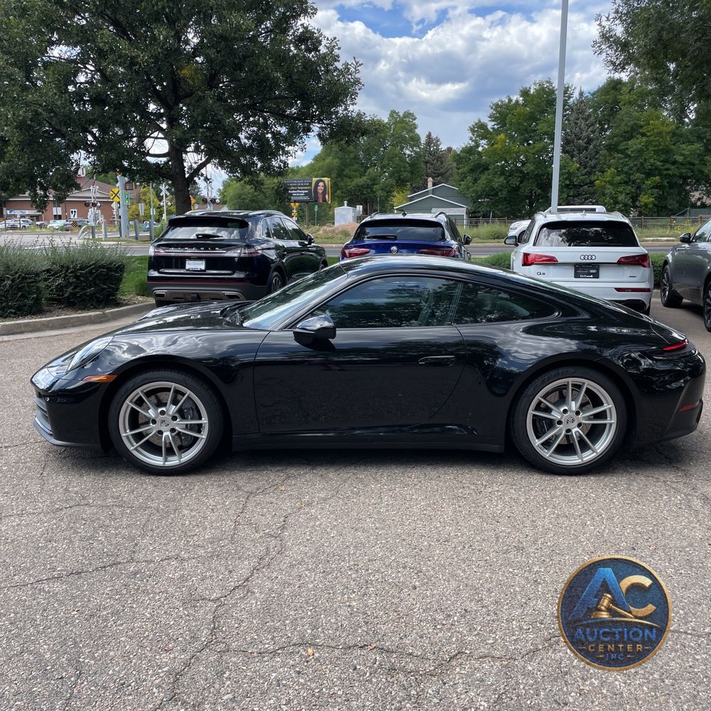 2025 Porsche 911 Carrera