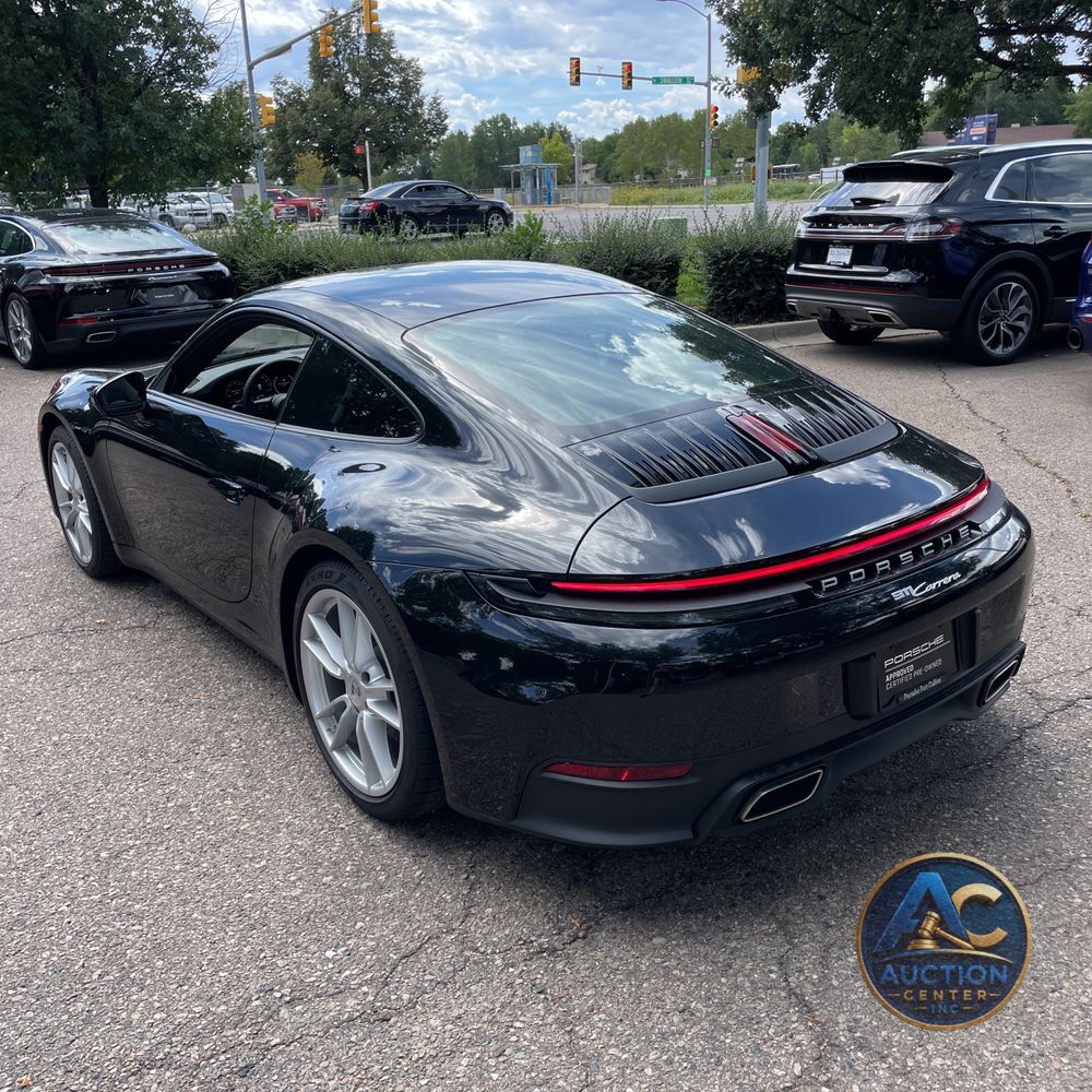 2025 Porsche 911 Carrera