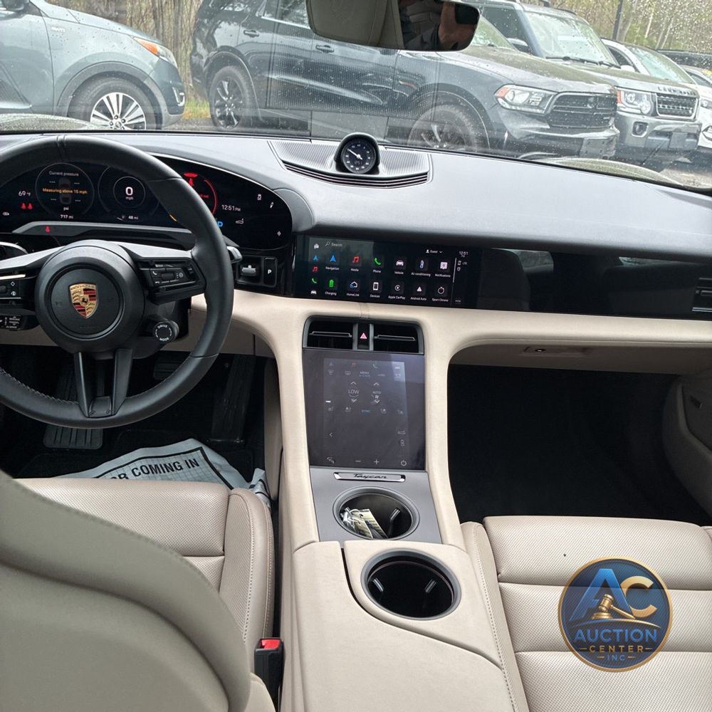 2024 Porsche Taycan