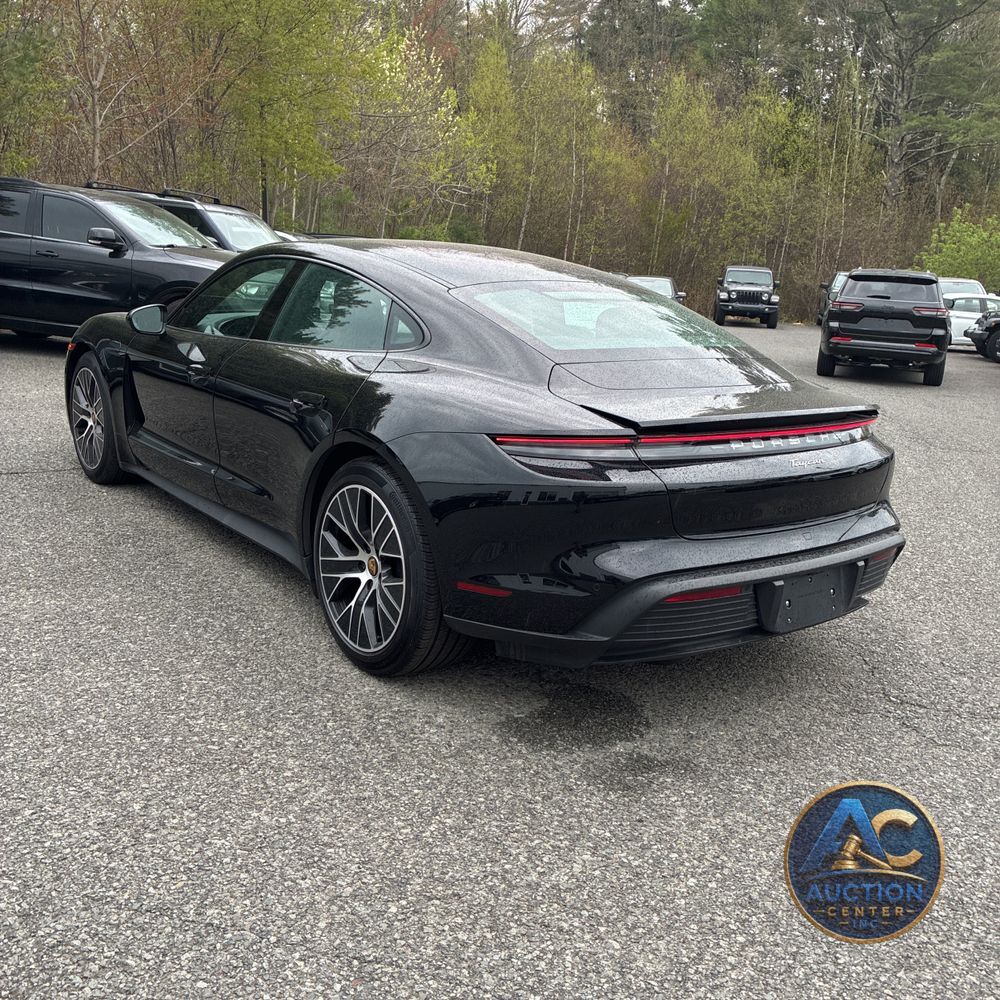 2024 Porsche Taycan