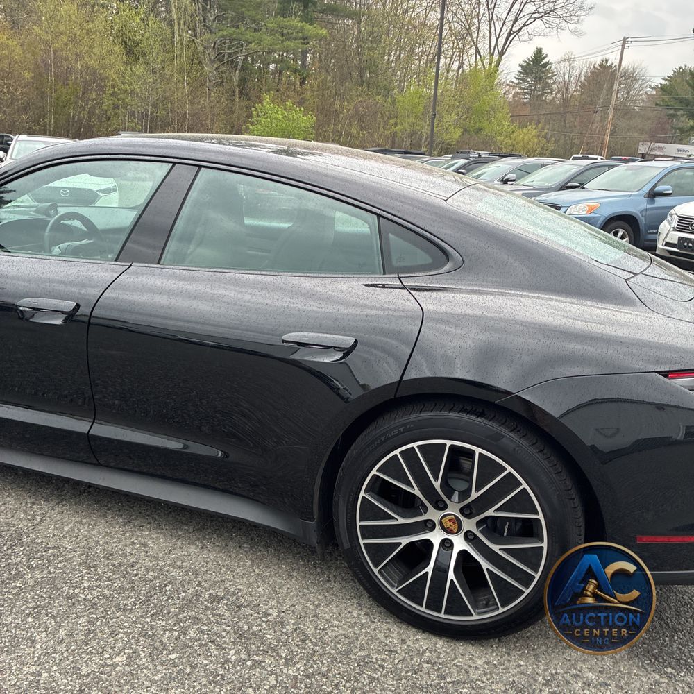 2024 Porsche Taycan