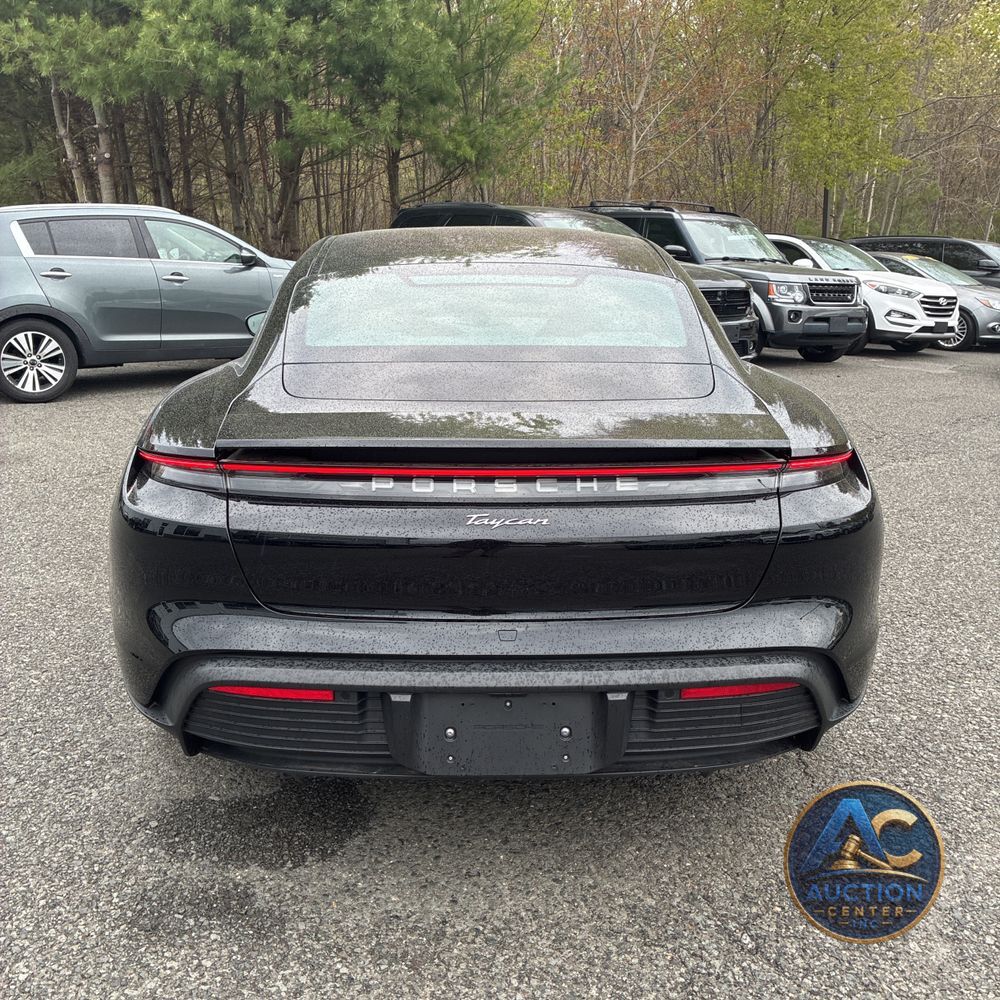 2024 Porsche Taycan