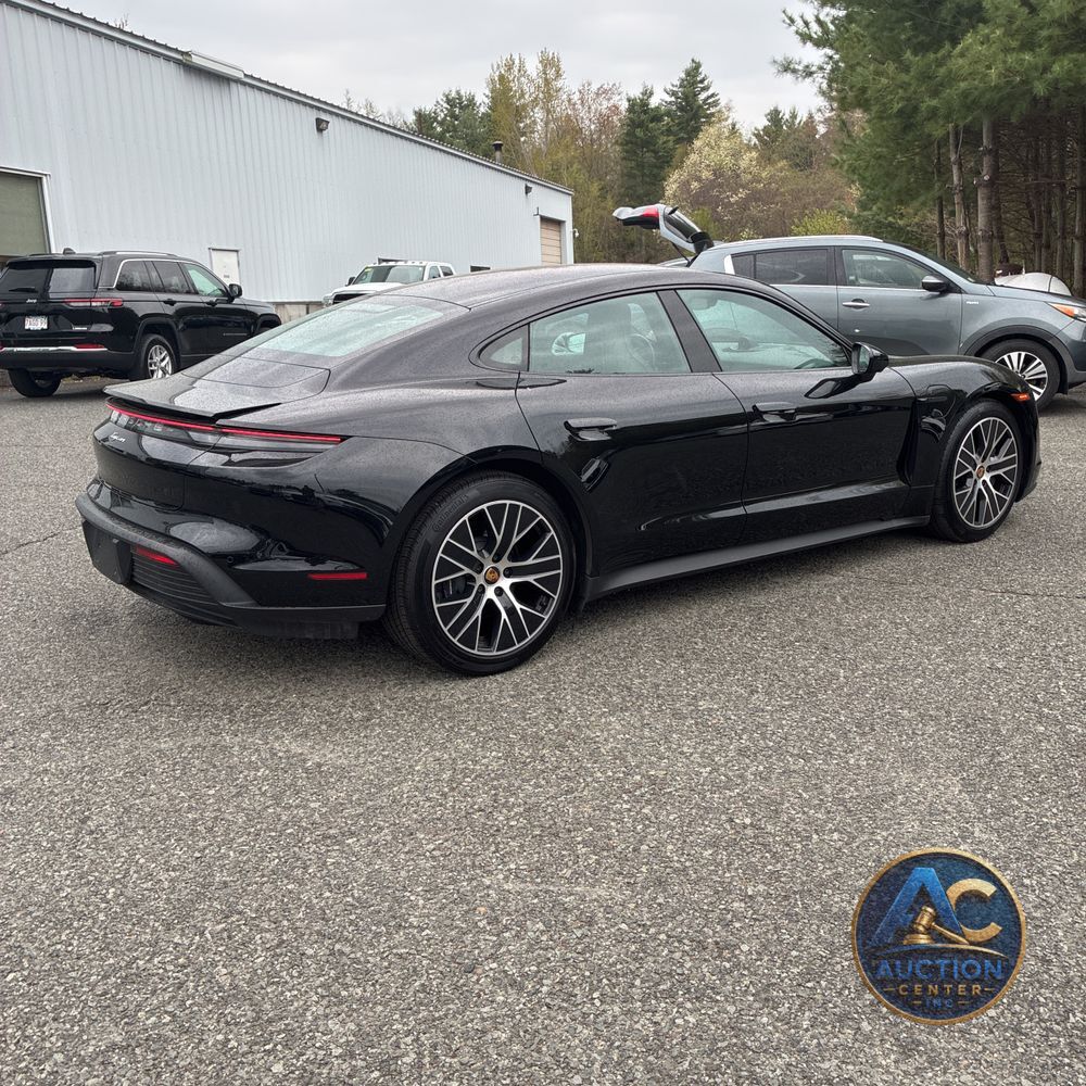 2024 Porsche Taycan