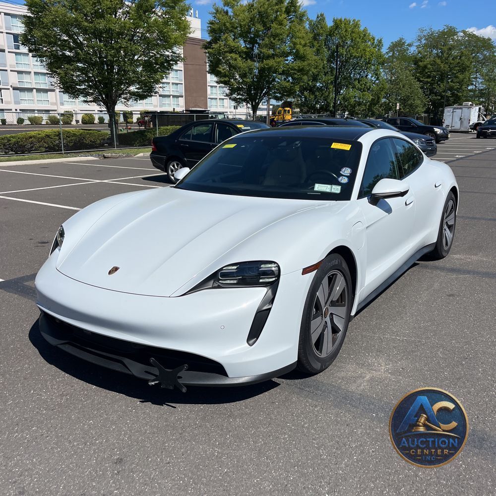 2021 Porsche Taycan Base