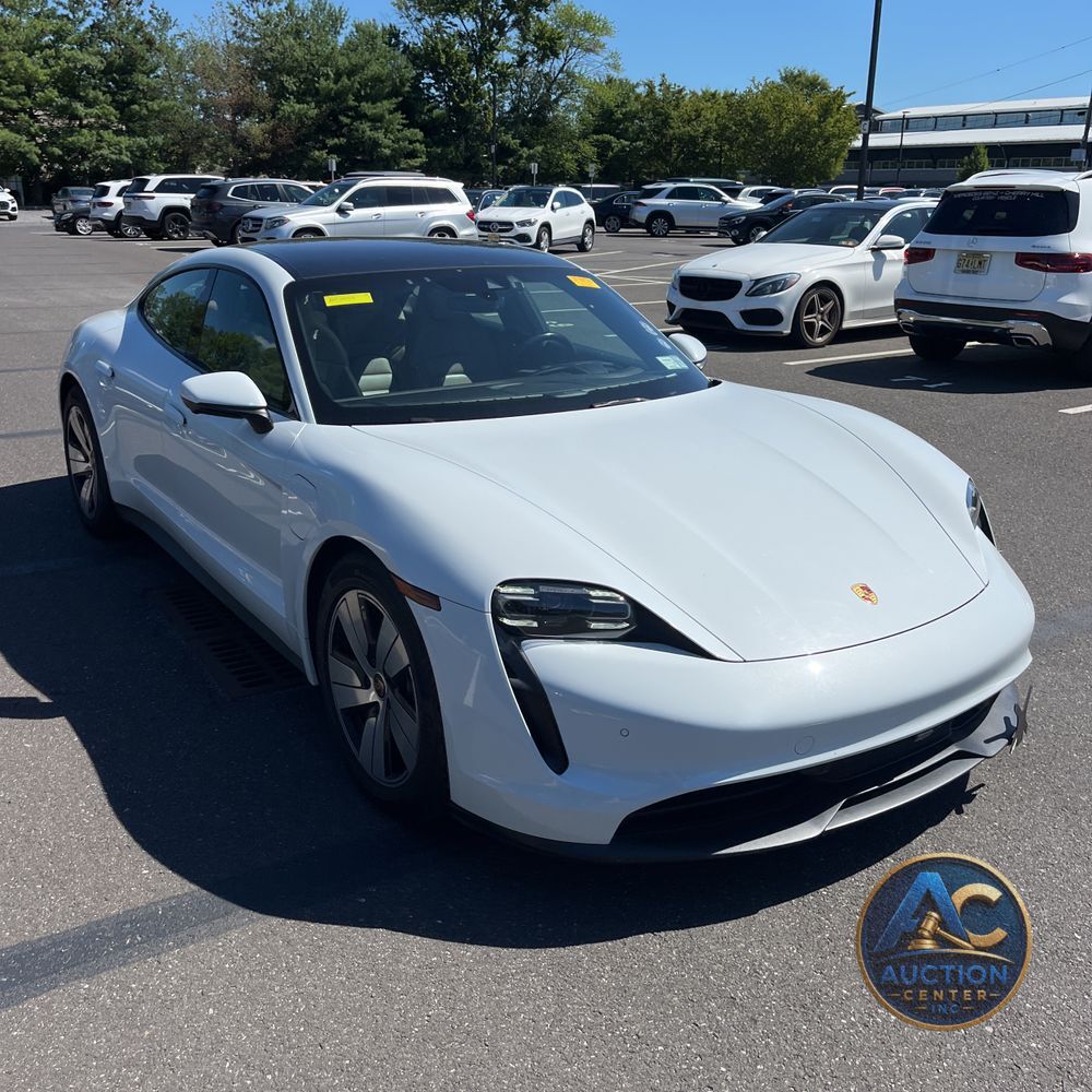 2021 Porsche Taycan Base