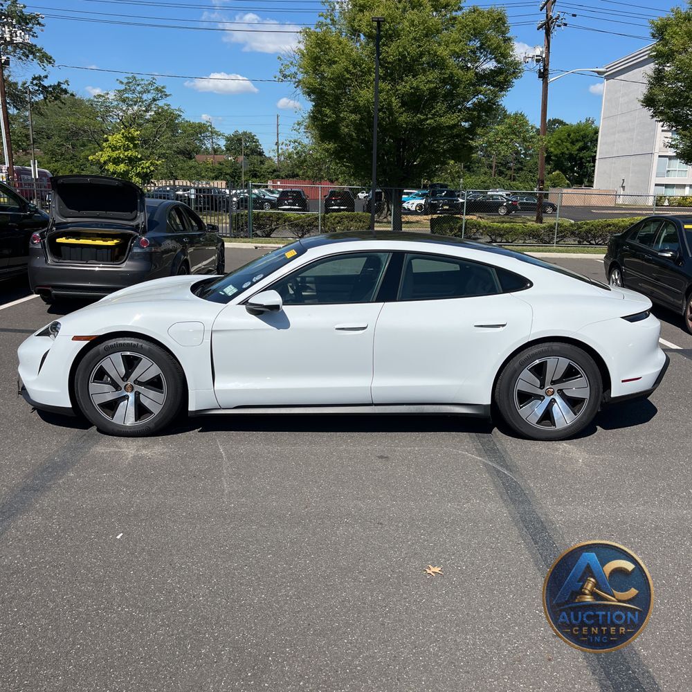 2021 Porsche Taycan Base