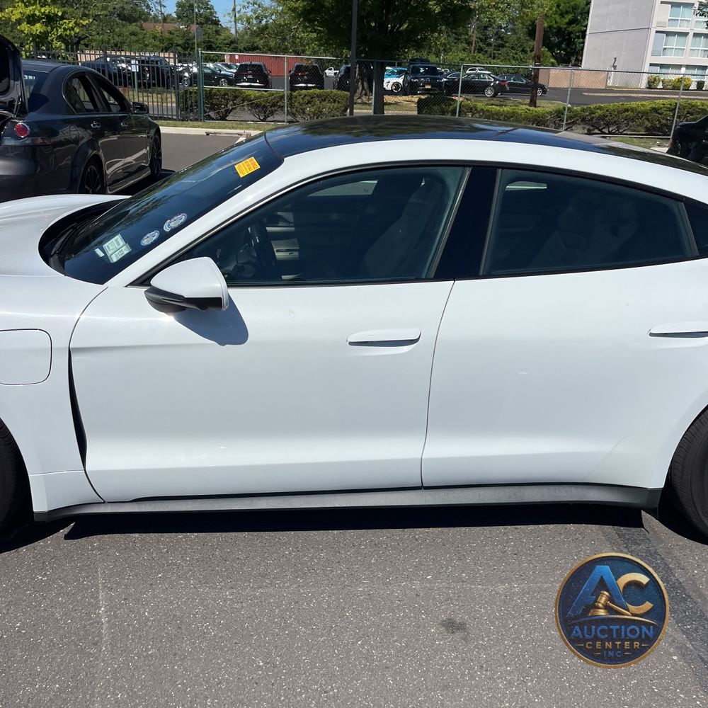 2021 Porsche Taycan Base