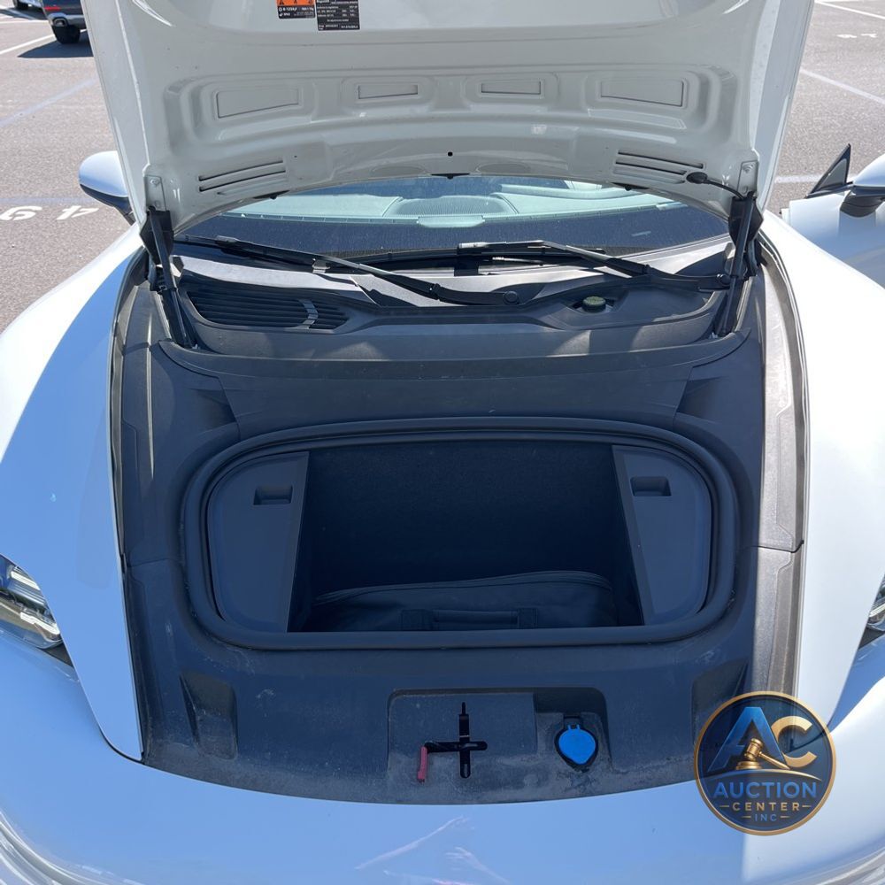 2021 Porsche Taycan Base